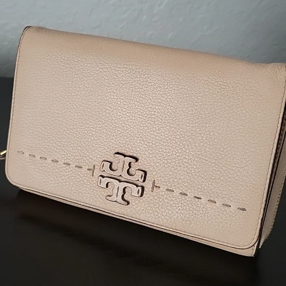 Tory Burch McGraw Convertible Crossbody - Picture 13 of 15
